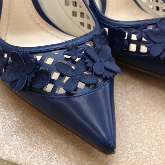 Dior Flower Embellished Leather Pumps Sz 37.5 - Picture 2 of 8